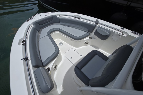 26ft NauticStar Yacht For Sale