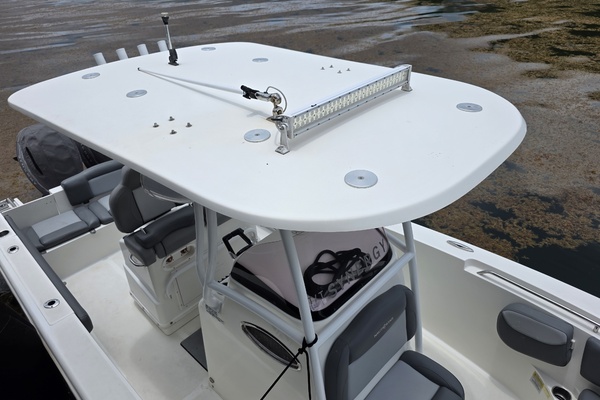 26ft NauticStar Yacht For Sale