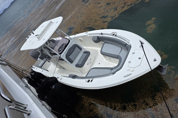 26ft NauticStar Yacht For Sale