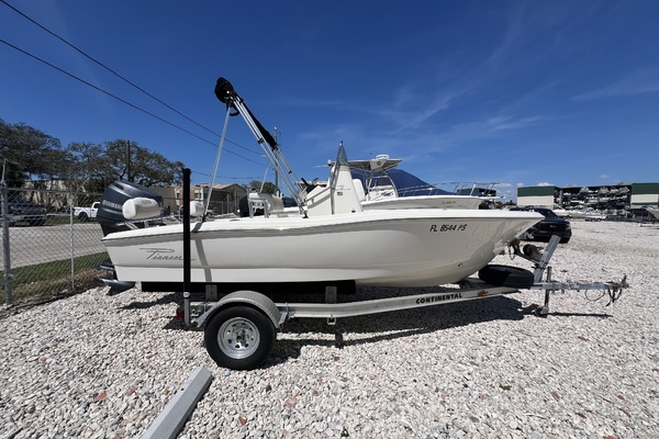 17ft Pioneer Yacht For Sale