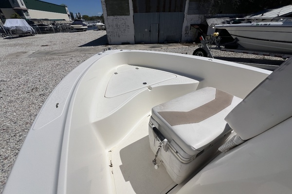 17ft Pioneer Yacht For Sale