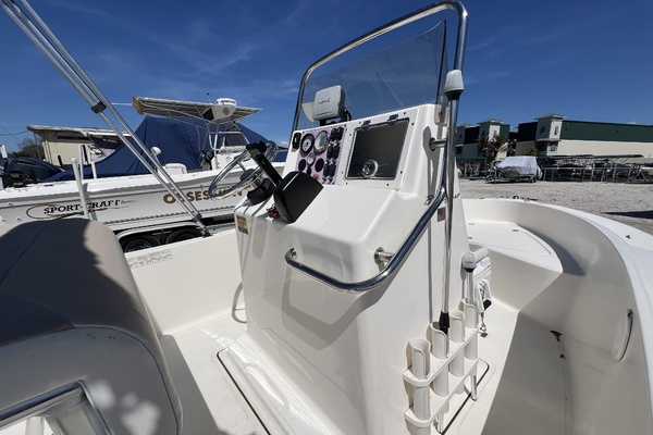 17ft Pioneer Yacht For Sale