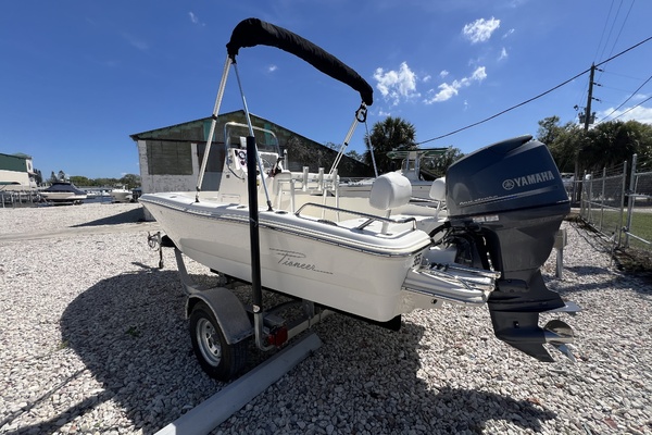 17ft Pioneer Yacht For Sale