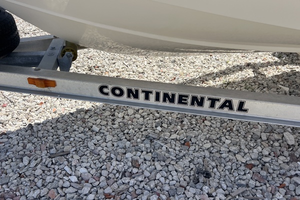 17ft Pioneer Yacht For Sale