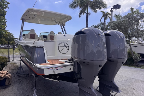 30ft Chris Craft Yacht For Sale