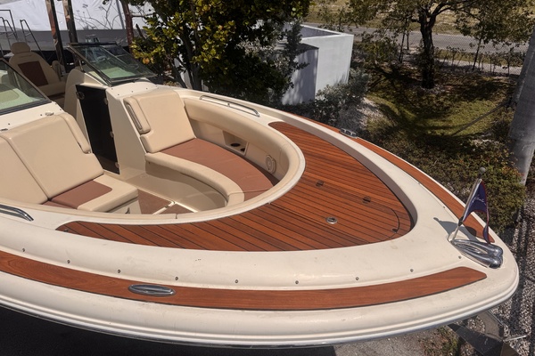 30ft Chris Craft Yacht For Sale