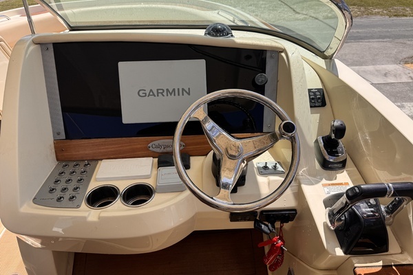 Photo of the 2018 Chris-Craft 