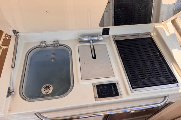 30ft Chris Craft Yacht For Sale