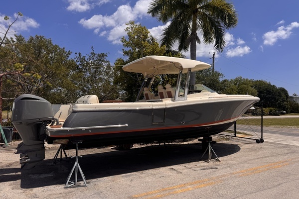 2018 Chris-Craft 30