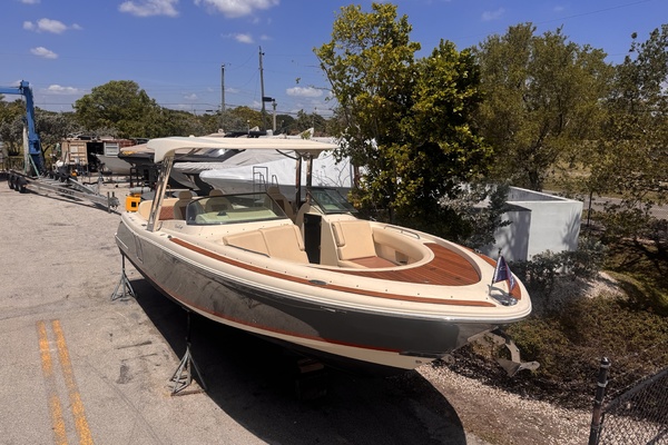 30ft Chris Craft Yacht For Sale