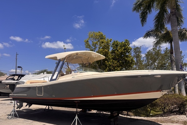 2018 Chris-Craft 30