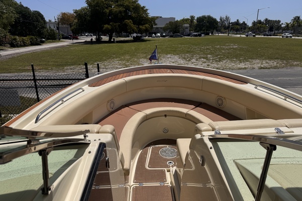 Photo of the 2018 Chris-Craft 