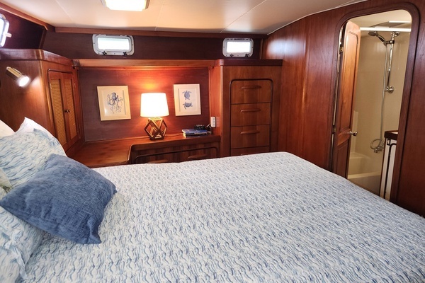 Photo of the 1980 Gulfstar 44 Motor Cruiser "Folly Squared"