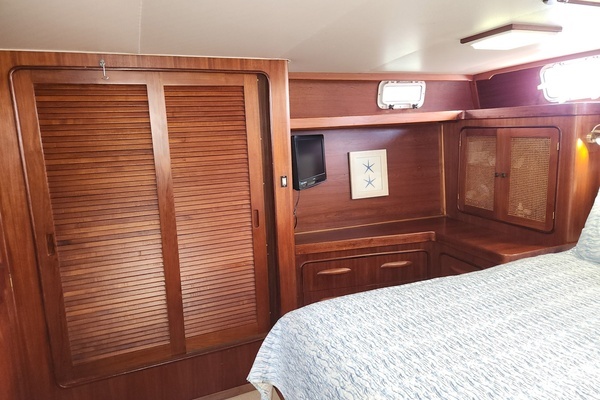 Photo of the 1980 Gulfstar 44 Motor Cruiser "Folly Squared"