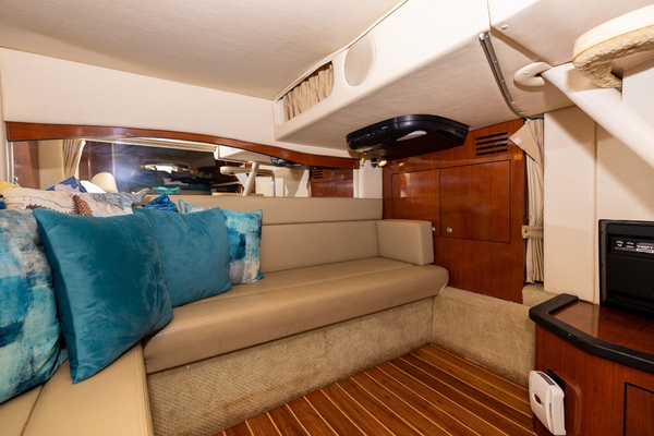 34ft Sea Ray Yacht For Sale