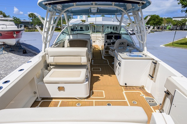 Veronica 32ft Boston Whaler Yacht For Sale