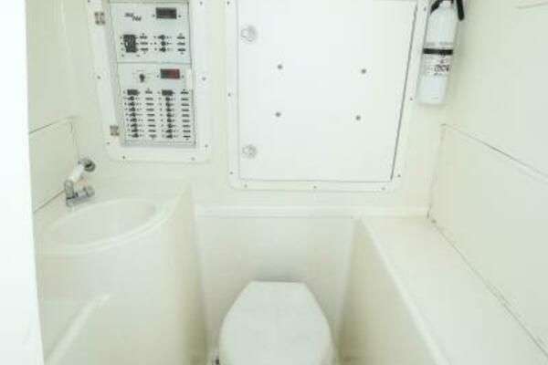 39ft SeaVee Yacht For Sale