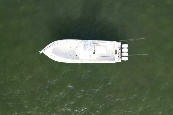 Photo of the 2013 SeaVee 390