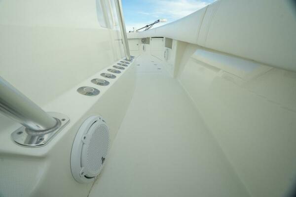 39ft SeaVee Yacht For Sale