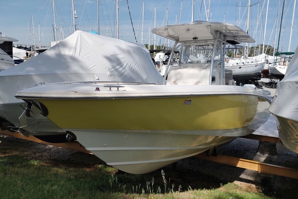 2006 Boston Whaler 320 Outrage