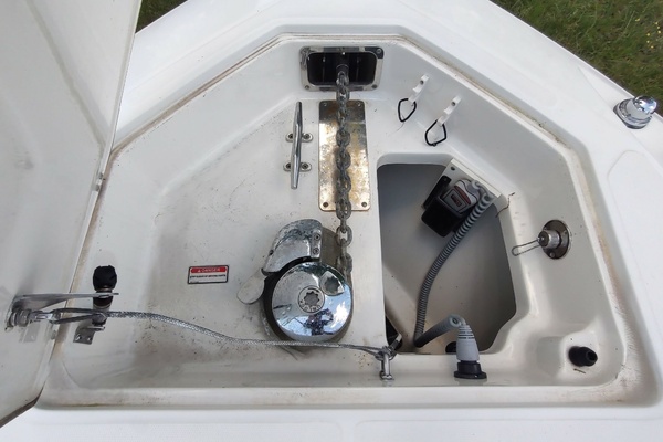 Punch List 32ft Boston Whaler Yacht For Sale