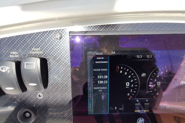 Punch List 32ft Boston Whaler Yacht For Sale