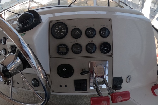 BRITER HORIZON 40ft Carver Yacht For Sale