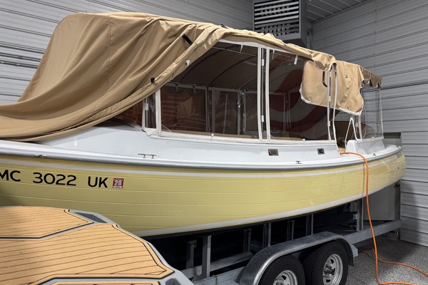 Mary Go Round 22ft Duffy Yacht For Sale