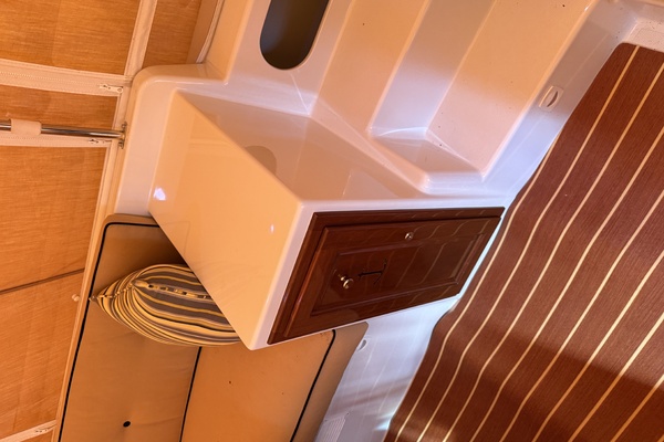 Mary Go Round 22ft Duffy Yacht For Sale