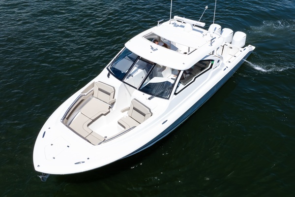 Pursuit 37 - Irish Ayes - Profile