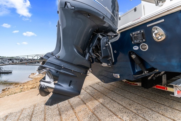 2018 Sea Hunt 27