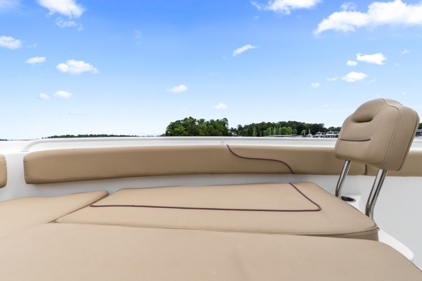 2018 Sea Hunt 27