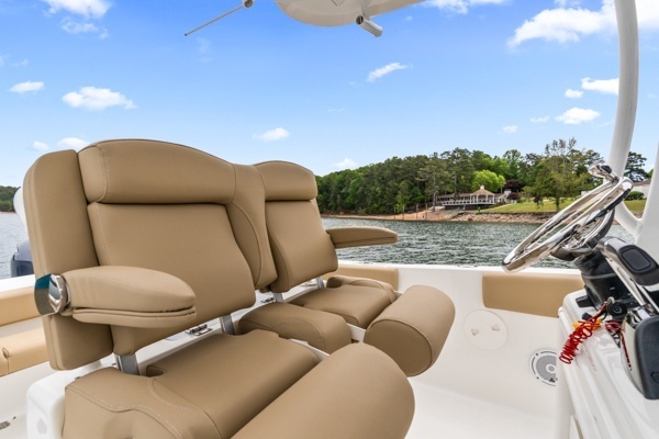2018 Sea Hunt 27