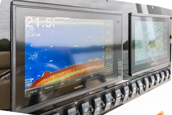 2018 Sea Hunt 27