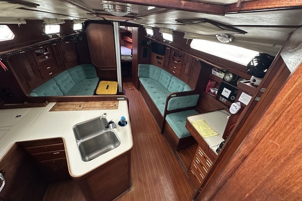 SUNYATA 42ft Sabre Yacht For Sale