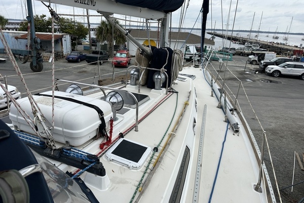 SUNYATA 42ft Sabre Yacht For Sale