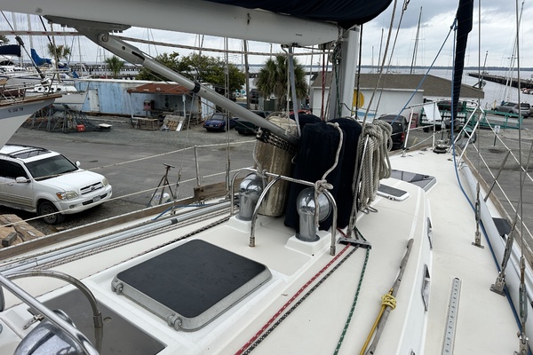 SUNYATA 43ft Sabre Yacht For Sale