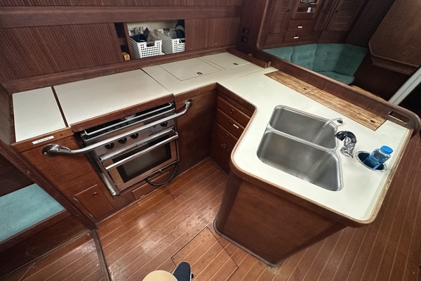 SUNYATA 42ft Sabre Yacht For Sale