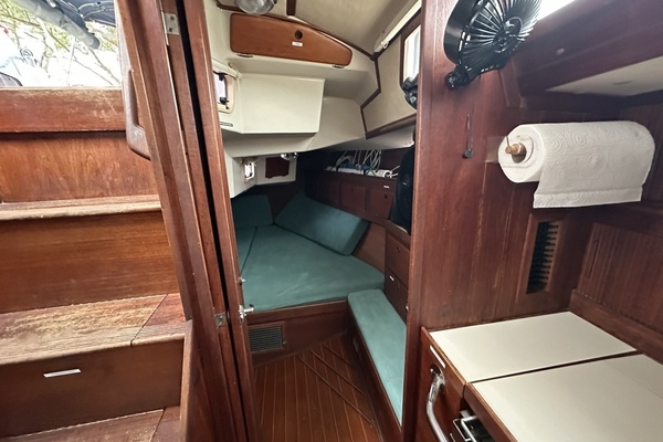 SUNYATA 42ft Sabre Yacht For Sale
