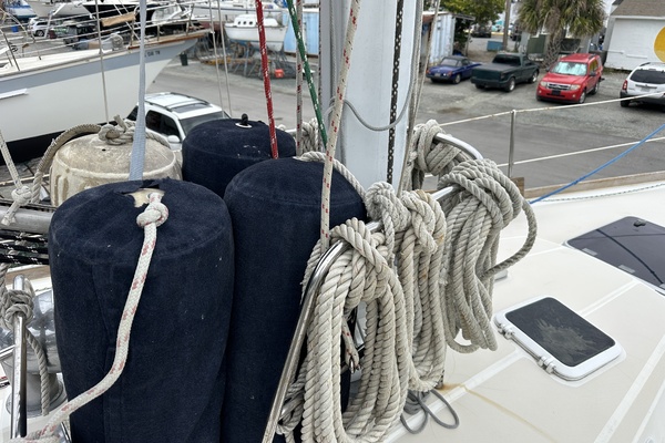 SUNYATA 43ft Sabre Yacht For Sale