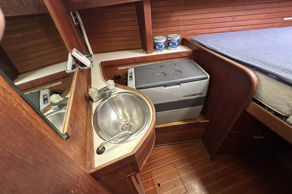 SUNYATA 42ft Sabre Yacht For Sale