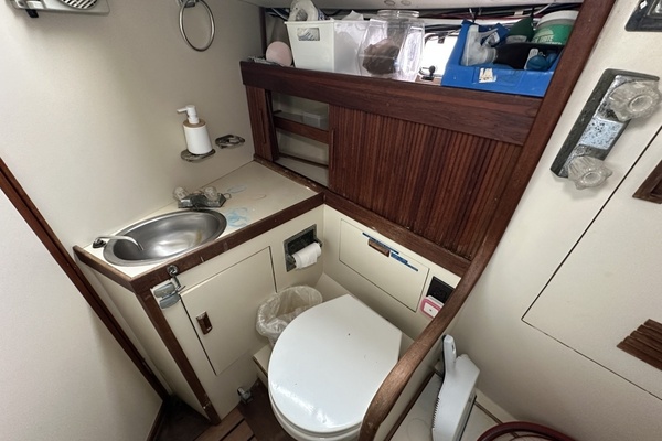 SUNYATA 42ft Sabre Yacht For Sale