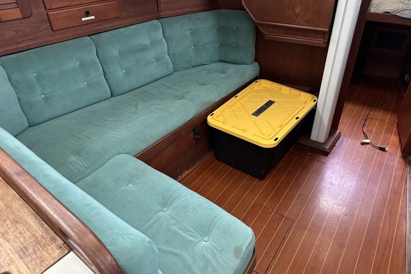 SUNYATA 42ft Sabre Yacht For Sale