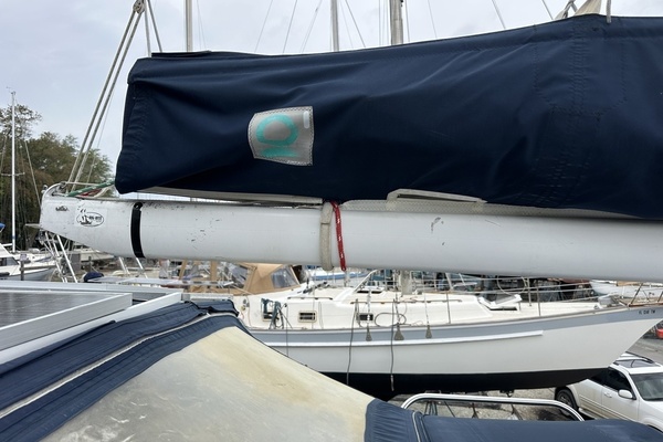 SUNYATA 42ft Sabre Yacht For Sale