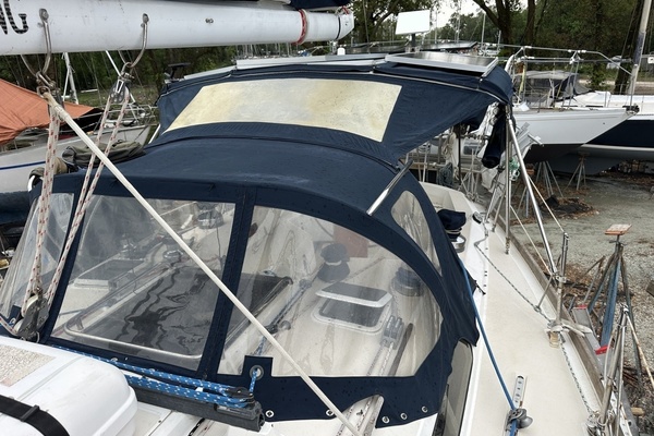 SUNYATA 42ft Sabre Yacht For Sale