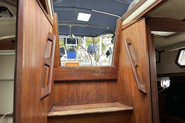 SUNYATA 42ft Sabre Yacht For Sale