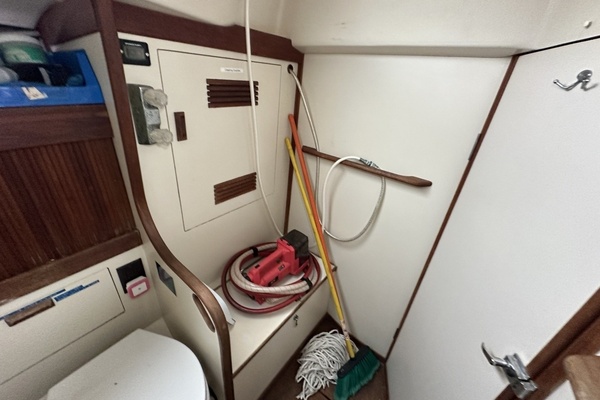 SUNYATA 42ft Sabre Yacht For Sale