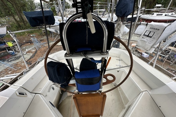 SUNYATA 42ft Sabre Yacht For Sale