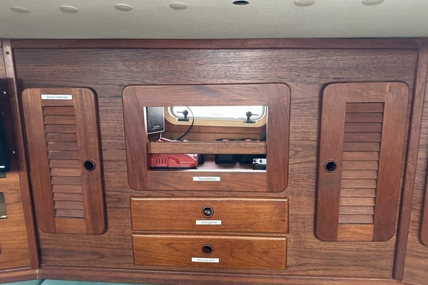 SUNYATA 42ft Sabre Yacht For Sale