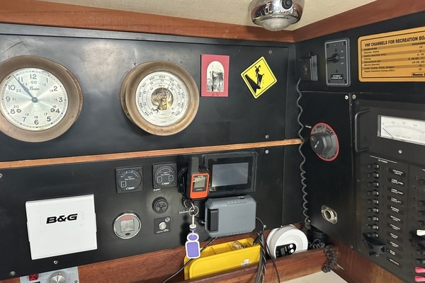 SUNYATA 42ft Sabre Yacht For Sale